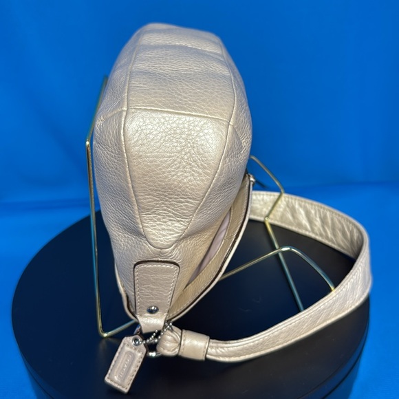 COACH KRISTEN CHAMPAGNE PEARL / PEARLIZED LEATHER FLAP MINI Y2K SHOULDER BAG - Picture 9 of 16